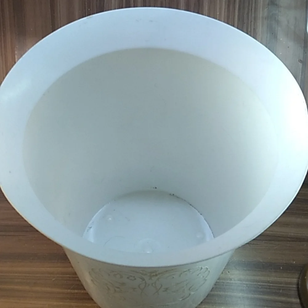 Vintage Bee Plastics made in USA trash can